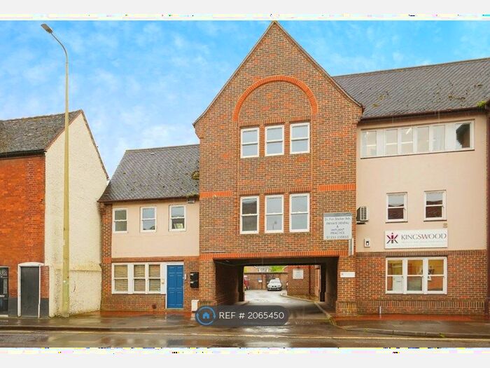 1 Bedroom Flat To Rent In Ock Street, Abingdon, OX14