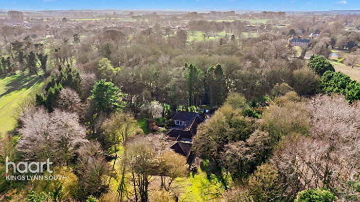 5 Bedroom Detached House For Sale In Narford Road, Narborough, PE32