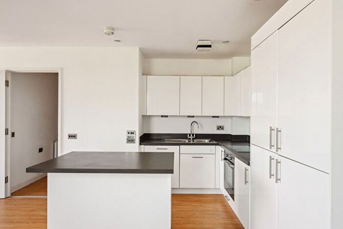 2 Bedroom Flat For Sale In Cubitt Court, Park Village East, London, NW1