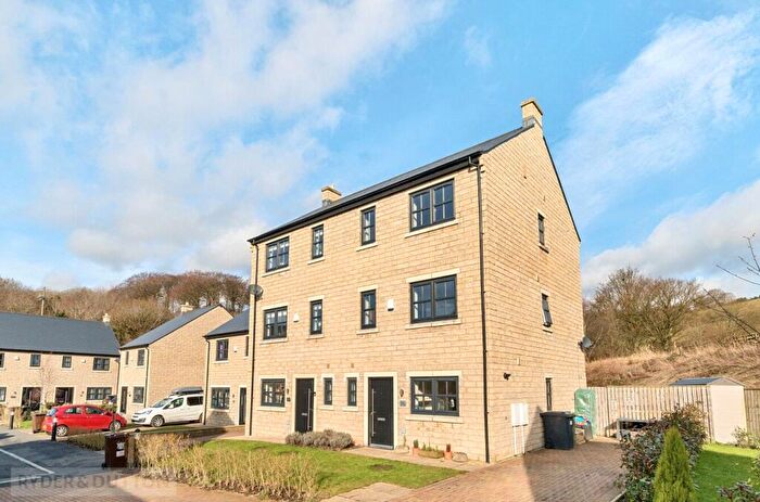 4 Bedroom Semi-Detached House For Sale In Hawkshead Road, Glossop, Derbyshire, SK13