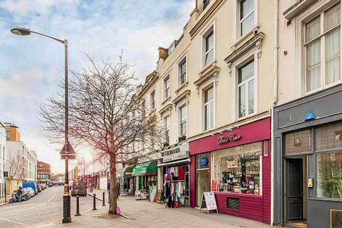 2 Bedroom Flat To Rent In Upper Tachbrook Street, Pimlico, London, SW1V