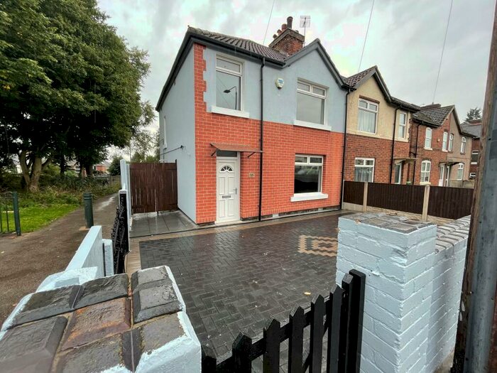 3 Bedroom Semi-Detached House To Rent In David Street, NG17