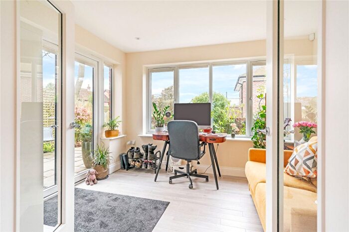 3 Bedroom Detached House For Sale In Redcliffe Place, Tunbridge Wells, Kent, TN2