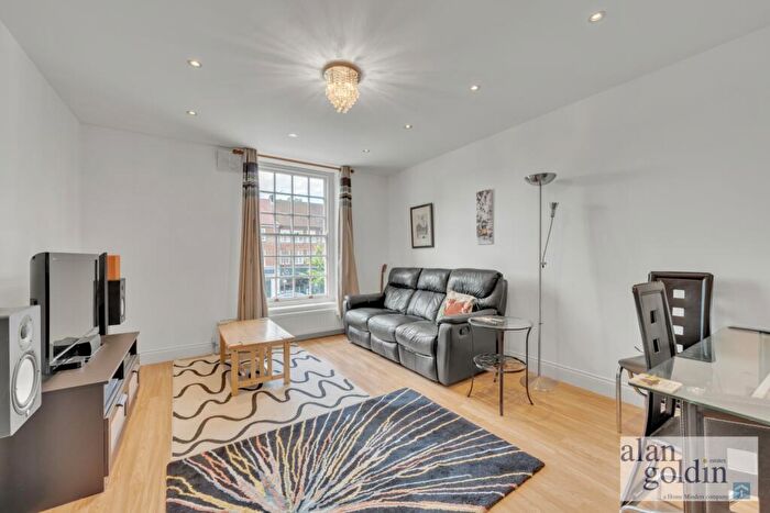 2 Bedroom Flat To Rent In Belmont Court, NW11