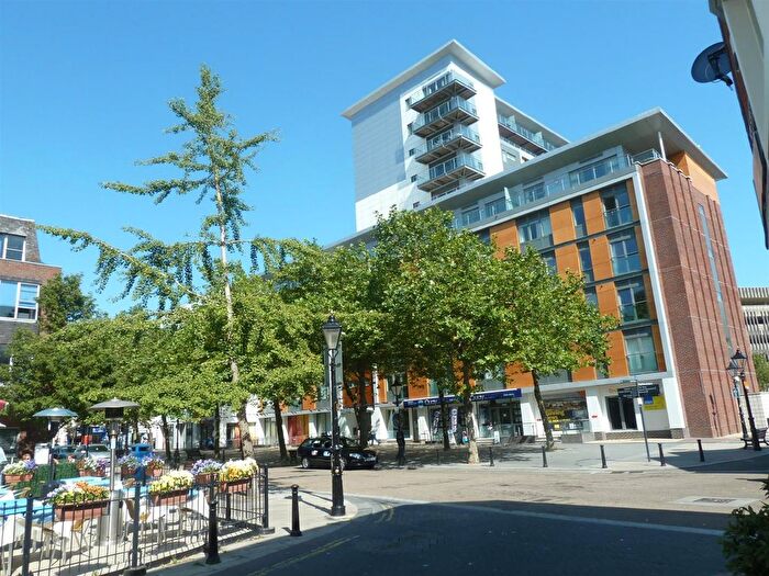 1 Bedroom Flat To Rent In High Street, Poole, BH15