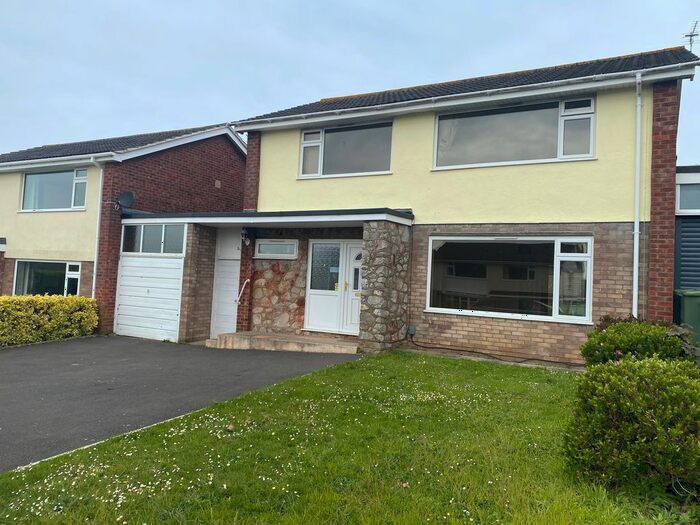 4 Bedroom Detached House To Rent In Chestnut Grove, Clevedon, BS21