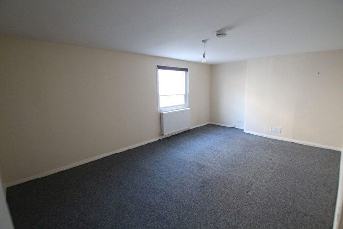 2 Bedroom Flat To Rent In Frogmore Street, Abergavenny, NP7