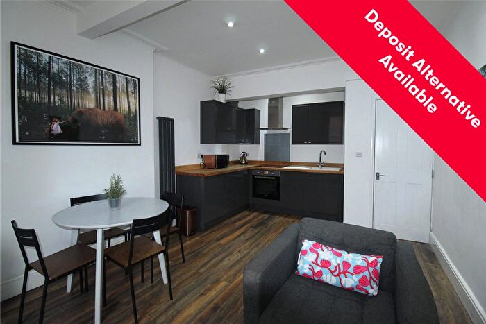 2 Bedroom Flat To Rent In Midland Road, St. Philips, Bristol, Somerset, BS2