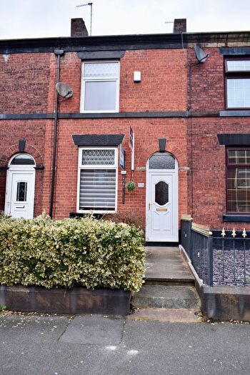 2 Bedroom Terraced House To Rent In Walshaw Road, Bury, BL8