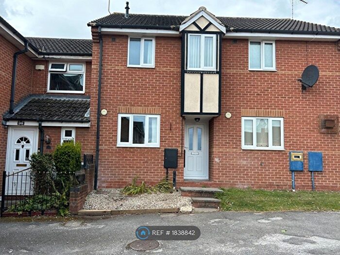 2 Bedroom Terraced House To Rent In Beaumont Rise, Worksop, S80