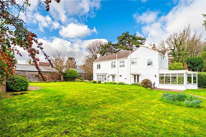 4 Bedroom Detached House For Sale In Featherbed Lane, Felden, Hemel Hempstead, Hertfordshire, HP3