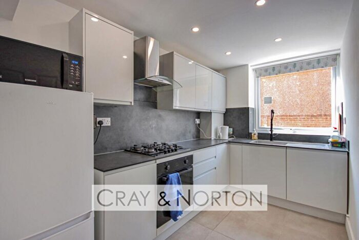 2 Bedroom Flat To Rent In Ashburton Road, Addiscombe, CR0