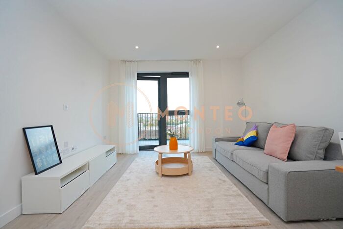 1 Bedroom Flat To Rent In Darter House, Annax Street, London, N4