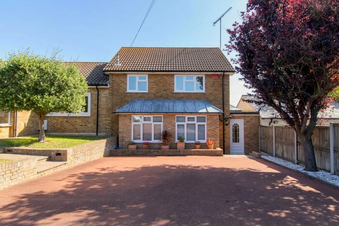 2 Bedroom Detached House To Rent In Holland Close, Broadstairs, CT10