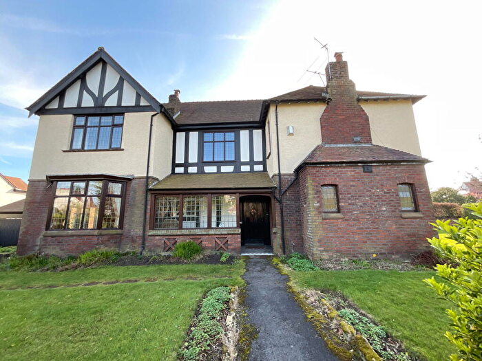 4 Bedroom Detached House For Sale In Hesketh Road, Southport, PR9