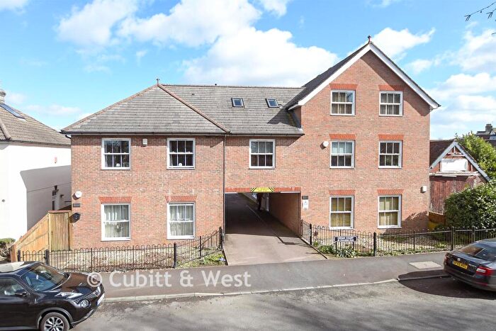 2 Bedroom Flat For Sale In Coulsdon Road, Caterham, Surrey, CR3
