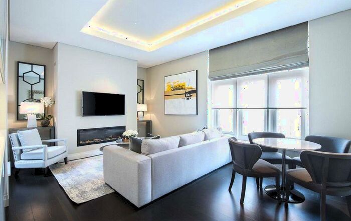 2 Bedroom Flat To Rent In Green Street, London, W1K