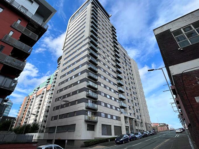 2 Bedroom Flat To Rent In Britton House, M4