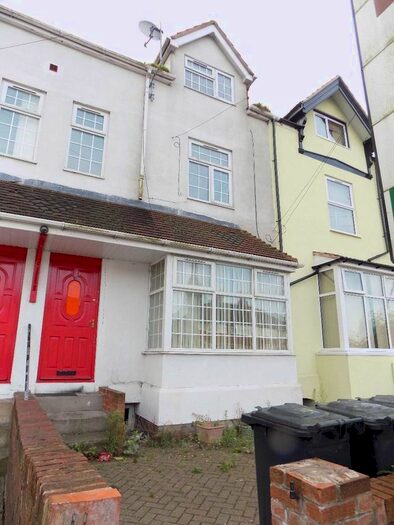1 Bedroom Flat To Rent In Stourbridge Road, Dudley, DY1