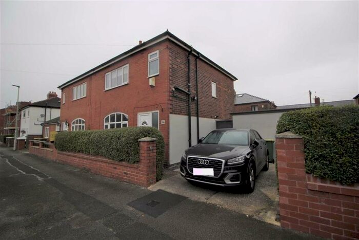 3 Bedroom Semi-Detached House To Rent In Inkerman Street, Ashton-on-Ribble, Preston, PR2