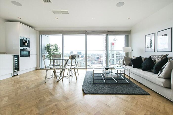 2 Bedroom Penthouse To Rent In Commercial Road, London, E1