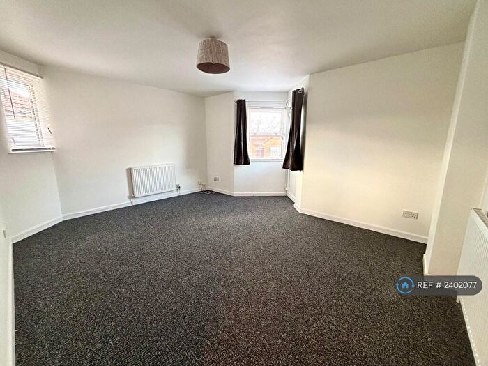 2 Bedroom Maisonette To Rent In Colston Road, Bristol, BS5