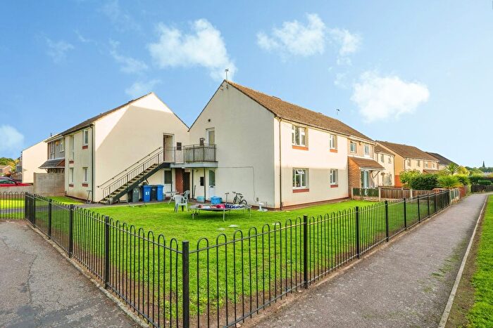 1 Bedroom Flat For Sale In Purcell Avenue, Lichfield, Staffordshire, WS13