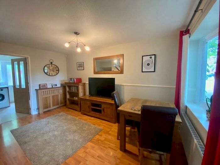 2 Bedroom House To Rent In Fairview Close, St. Mellons, Cardiff, CF3