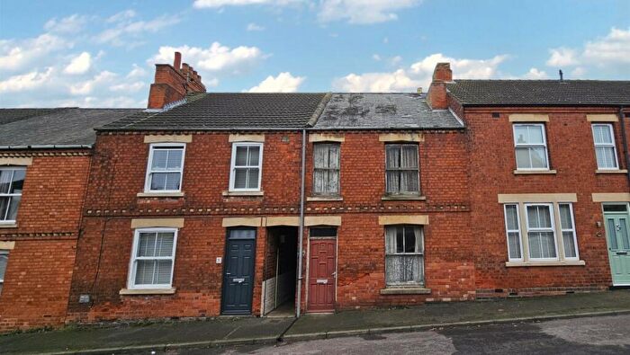 3 Bedroom Terraced House For Sale In Lord Street, Sleaford, Lincolnshire, NG34