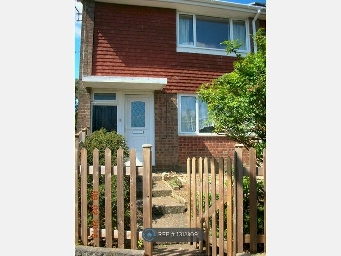 3 Bedroom End Of Terrace House To Rent In Sandy Hill Road, Farnham GU9