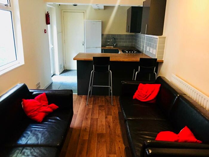 5 Bedroom House To Rent In Bedford Street, Roath, Cardiff, CF24