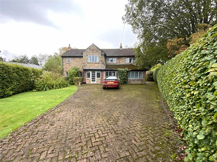 4 Bedroom Detached House For Sale In Lodge Close, Hamsterley Mill, NE39