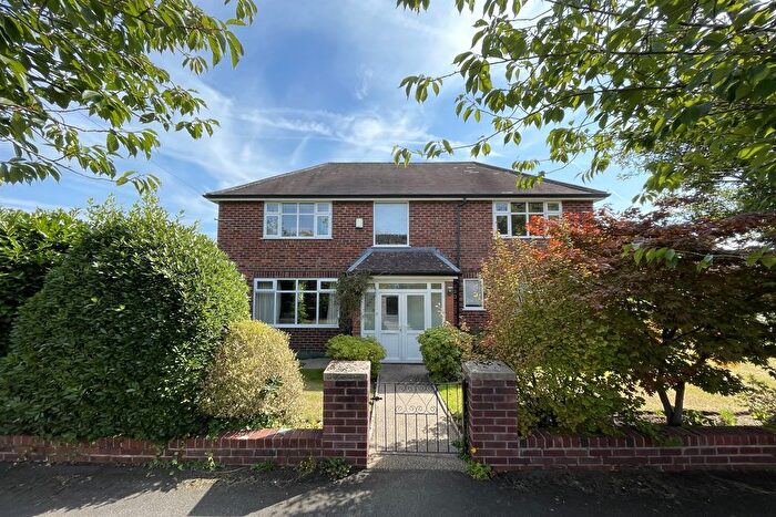 4 Bedroom Detached House For Sale In Grove Park, Knutsford, WA16