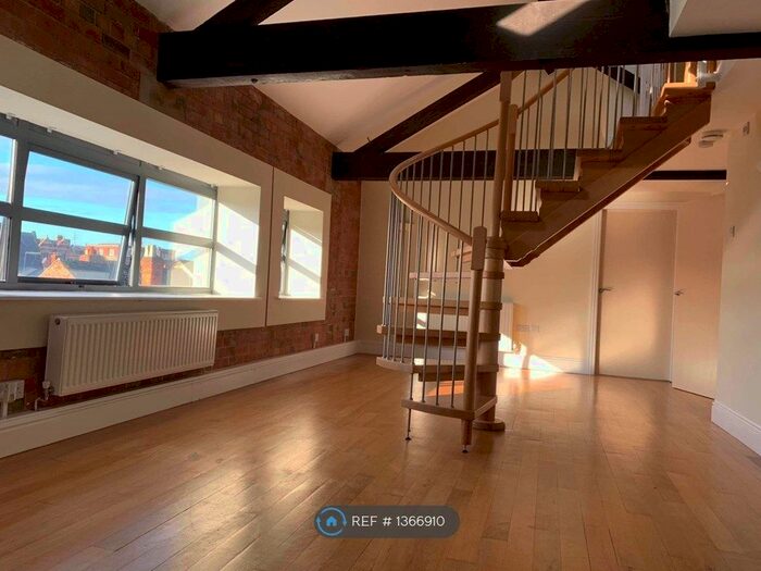 2 Bedroom Flat To Rent In The Hop House, Worcester, WR1