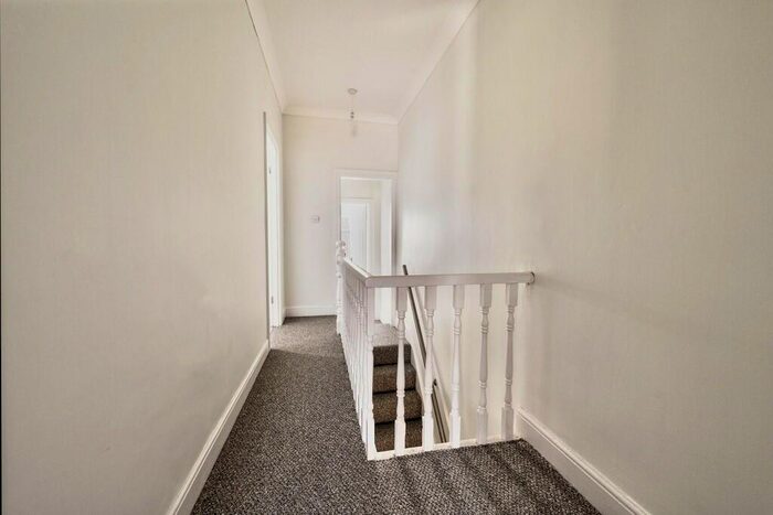 3 Bedroom End Of Terrace House For Sale In Daubney Street, Cleethorpes, DN35