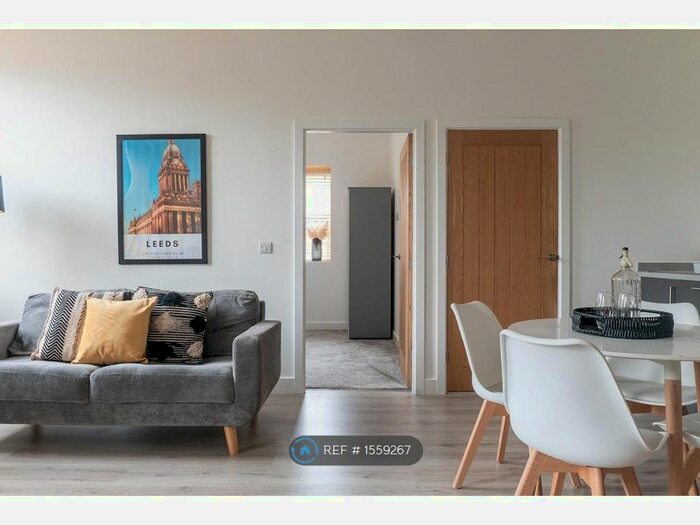 2 Bedroom Flat To Rent In Ash Tree Apartments, Leeds, LS9