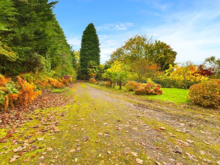 4 Bedroom Detached House For Sale In Tandridge Hill Lane, Godstone, RH9