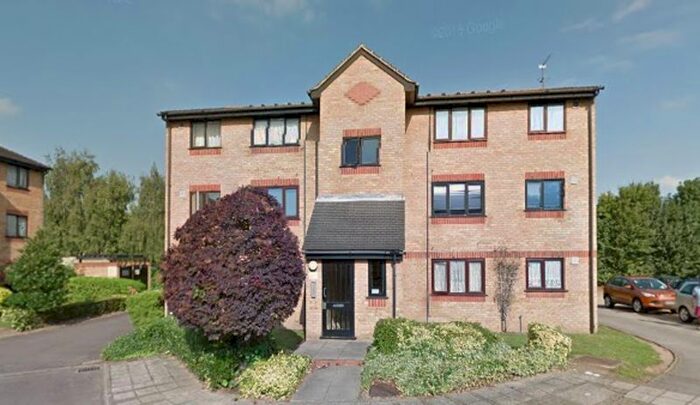 1 Bedroom Flat To Rent In Dehavilland Close, Northolt, UB5
