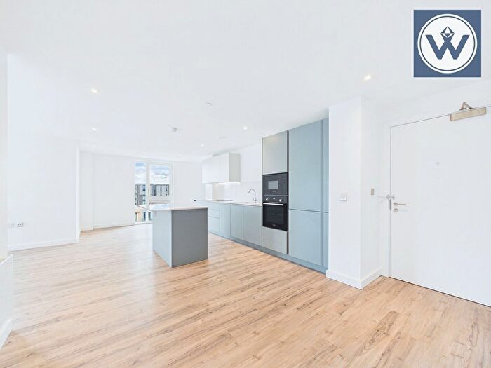 3 Bedroom Flat For Sale In Block A Railings, Middlewood Locks, M5