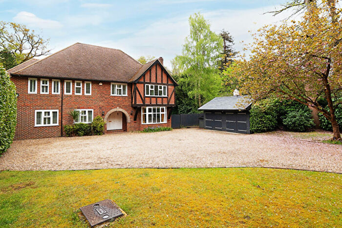 5 Bedroom Detached House To Rent In Seven Hills Road, Cobham, KT11