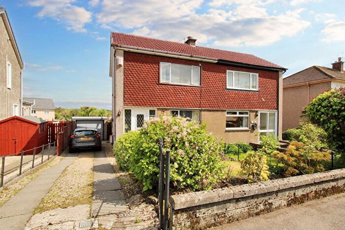 2 Bedroom Semi-Detached House For Sale In Dunvegan Avenue, Elderslie, Renfrewshire, PA5