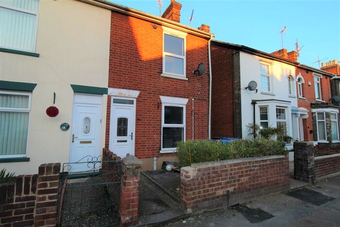 3 Bedroom Terraced House To Rent In Bramford Lane, Ipswich, IP1