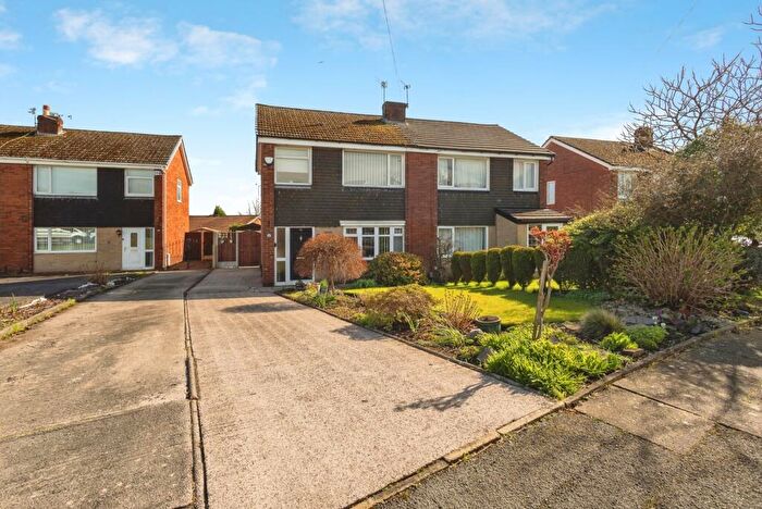 3 Bedroom Semi Detached House For Sale In Weston Drive, Denton, Manchester, Greater Manchester, M34
