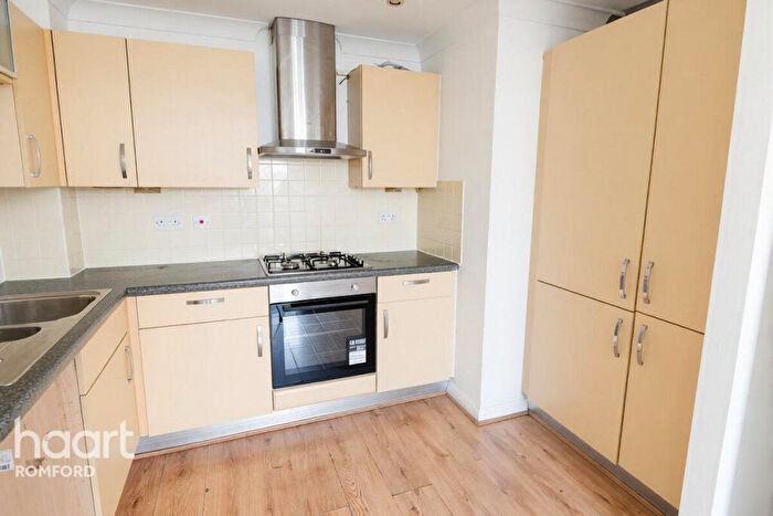 2 Bedroom Apartment To Rent In London Road, Romford, RM7