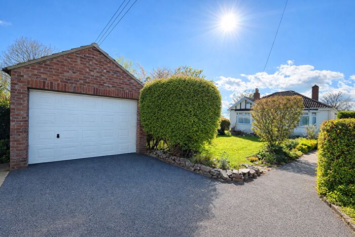 2 Bedroom Detached House For Sale In Beaconfield, Yeovil, BA20