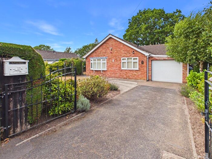 2 Bedroom Detached Bungalow For Sale In Albany Road, Woodhall Spa, LN10