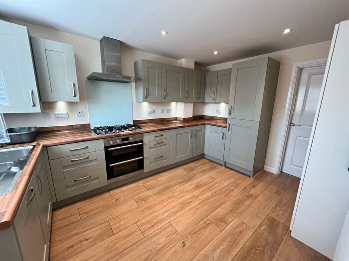 4 Bedroom Property To Rent In Yoxall Way, Lichfield, WS13