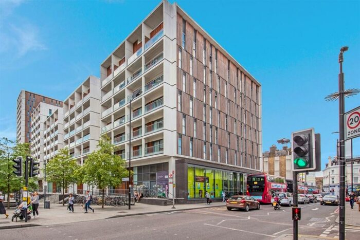 2 Bedroom Apartment To Rent In Ocean House, Dalston Square, E8