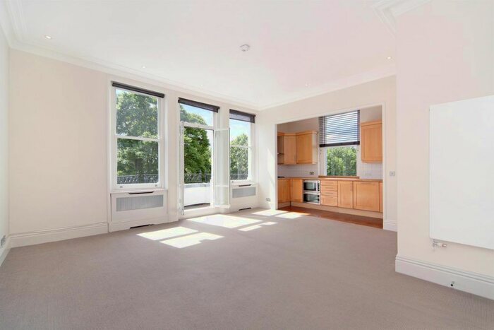 2 Bedroom Flat To Rent In Redcliffe Square, Chelsea, SW10