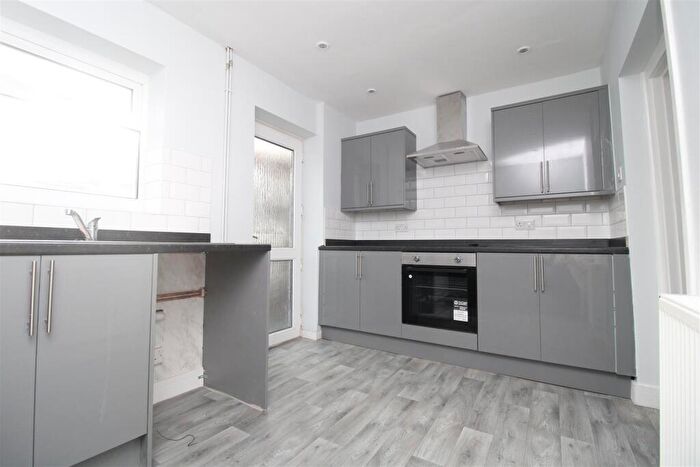 3 Bedroom Terraced House To Rent In Seymour Street, Aberdare, CF44